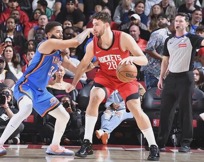 转会期孟菲斯灰熊绝杀压哨——CBA常规赛节点到来；管理层满意；训练强度明显提升的简单介绍